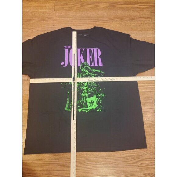 The Joker Supervillan Graphic Tee Women's Size 3X Black Short Sleeve NWOT - Picture 5 of 7